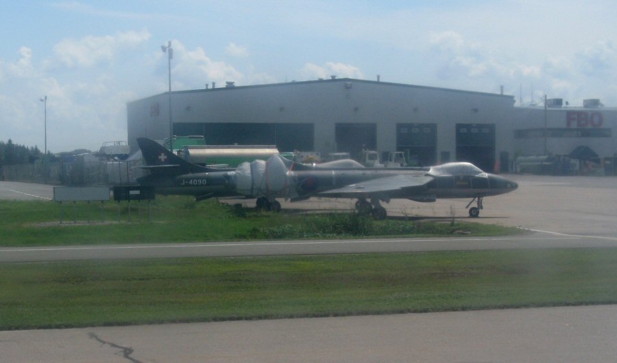 J-4081 and J-4090 at Quebec