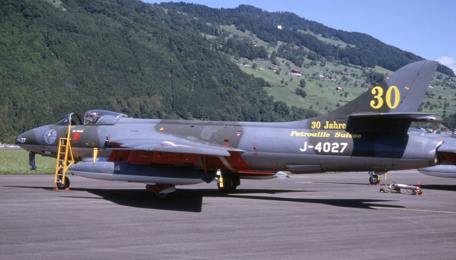 J-4027 at Buochs